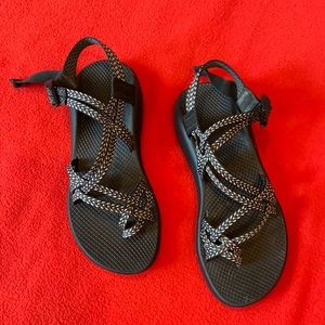 NWOT Toe Strap Chacos